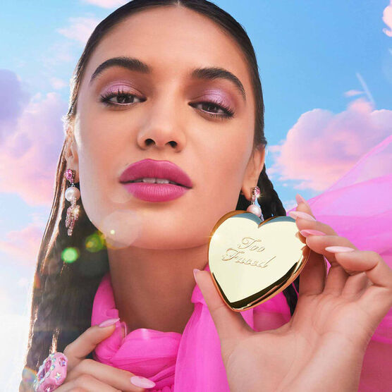 BORN THIS WAY P� COMP SOFT BLUR LIGHT